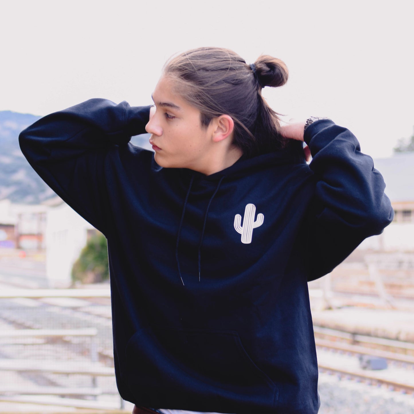 DESERT SWEATSHIRT