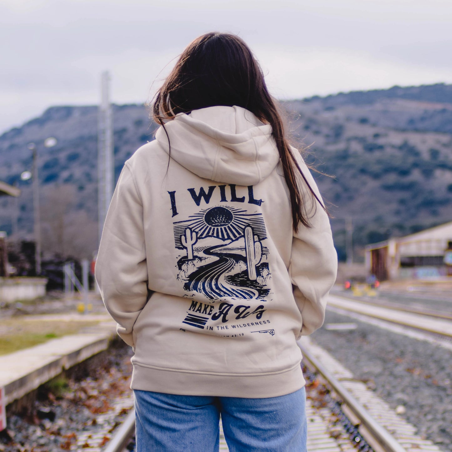 DESERT SWEATSHIRT